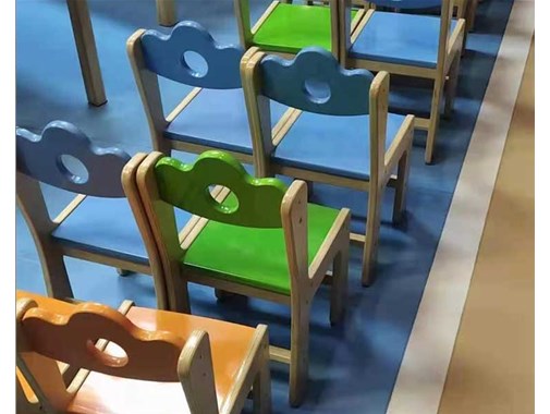 山西幼兒園桌椅設(shè)計(jì)的注意事項(xiàng)有哪些？
